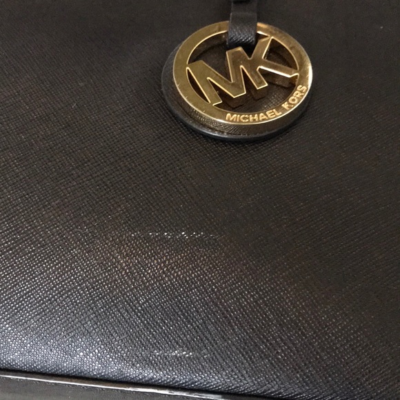 Michael Kors Jet Set Travel Tote w/ Laptop Sleeve - Picture 3 of 8